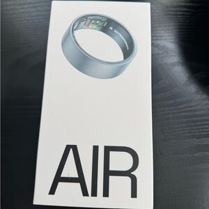 BRAND NEW Ultrahuman ring gold sz 7